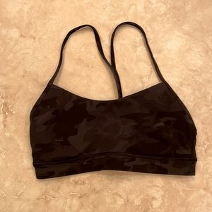 Lululemon Camo Y Back bra. Size 6.